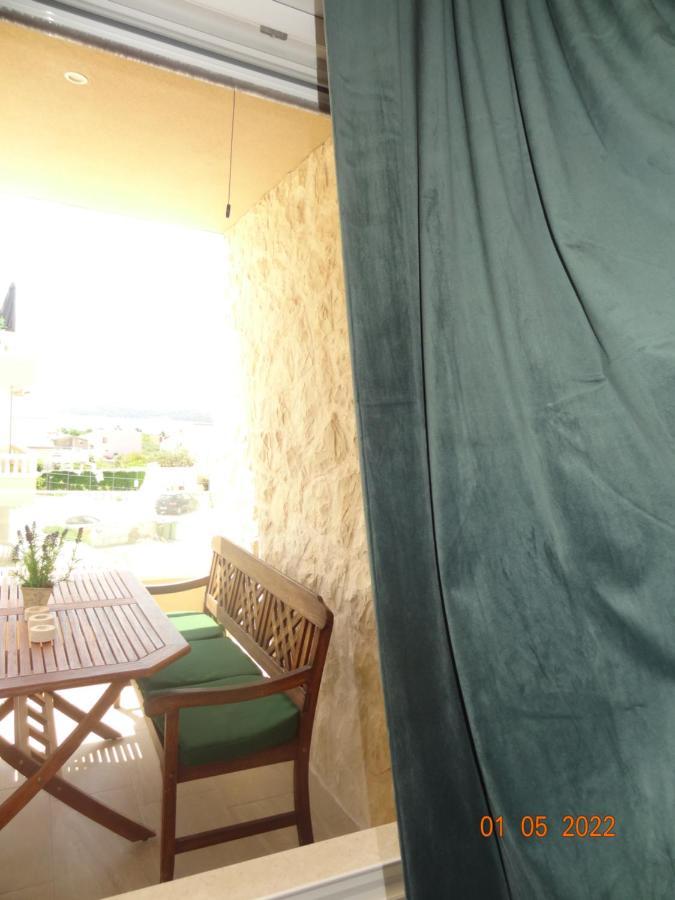 Apartament Fantazija Vodice Zewnętrze zdjęcie
