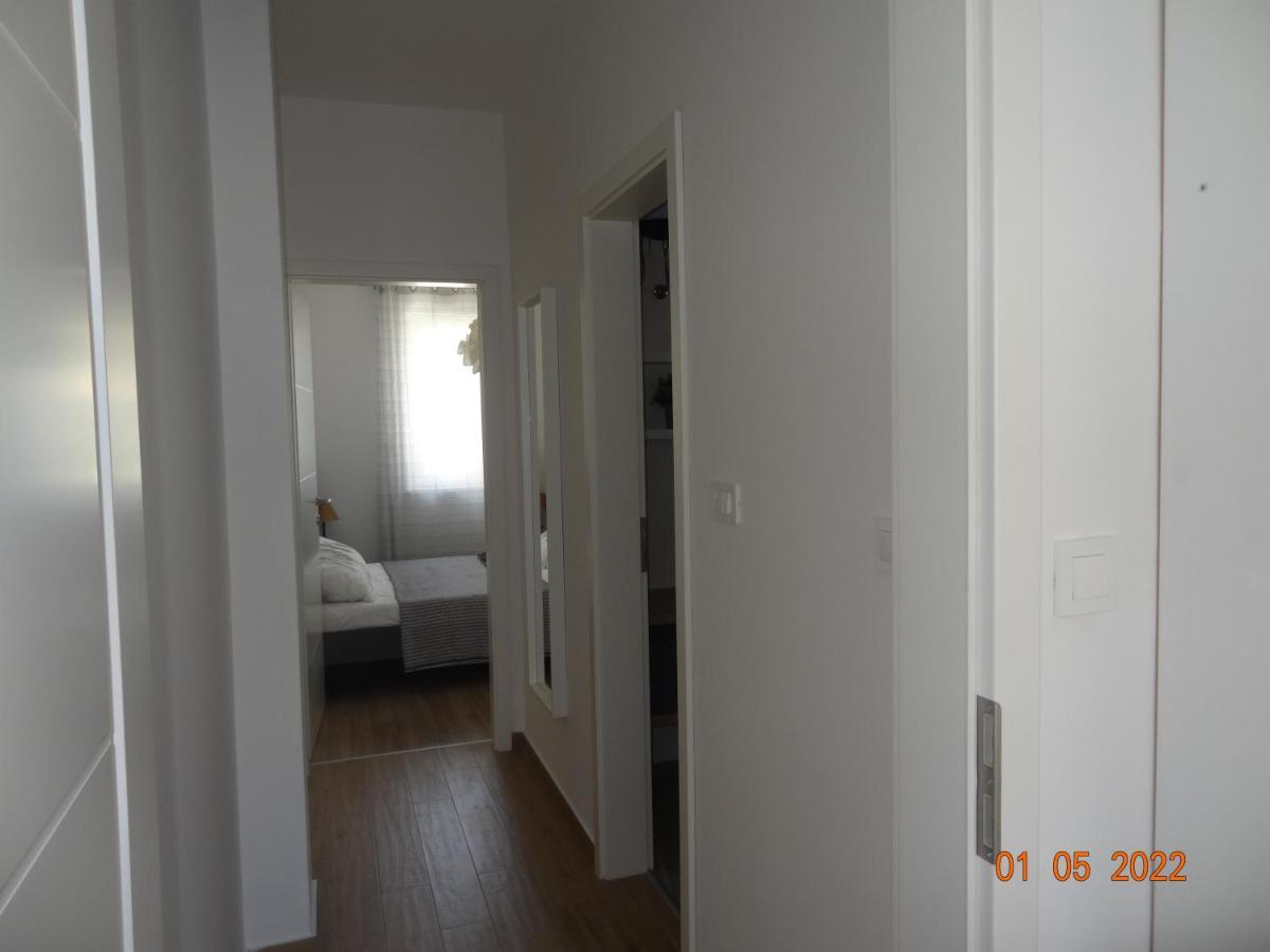 Apartament Fantazija Vodice Zewnętrze zdjęcie