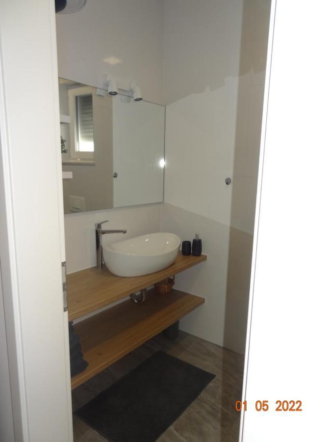 Apartament Fantazija Vodice Zewnętrze zdjęcie